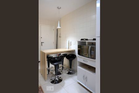 Apartamento à venda com 130m², 3 quartos e 2 vagas Apartamento à venda com 130m², 3 quartos e 2 vagasCozinha