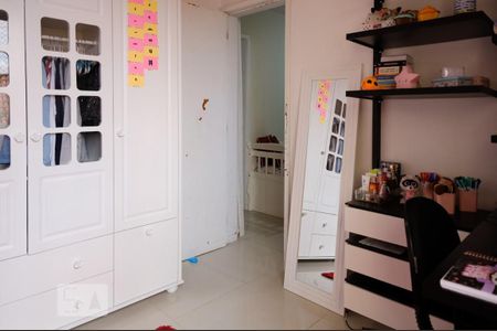 Apartamento à venda com 130m², 3 quartos e 2 vagas Apartamento à venda com 130m², 3 quartos e 2 vagasQuarto 2