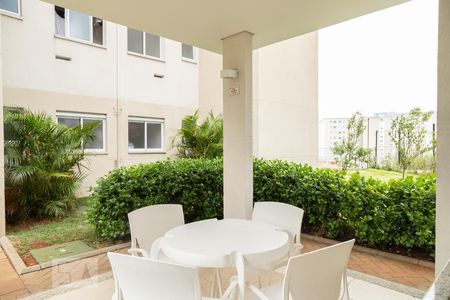 Apartamento à venda com 40m², 2 quartos e sem vaga Apartamento à venda com 40m², 2 quartos e sem vagaÁrea comum - Churrasqueira