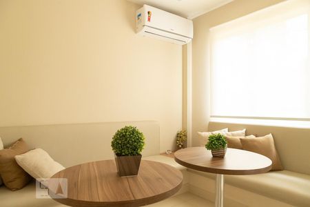 Apartamento à venda com 40m², 2 quartos e sem vaga Apartamento à venda com 40m², 2 quartos e sem vagaÁrea comum - Salão de festas