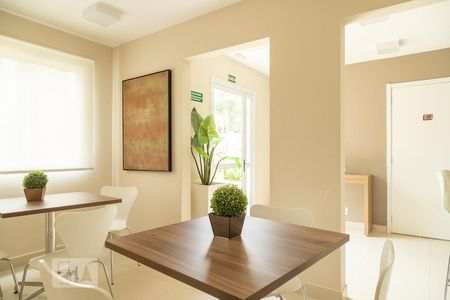 Apartamento à venda com 40m², 2 quartos e sem vaga Apartamento à venda com 40m², 2 quartos e sem vagaÁrea comum - Salão de festas