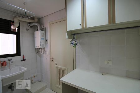 Apartamento à venda com 128m², 3 quartos e 2 vagasÁrea de Serviço
