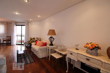 Apartamento à venda com 128m², 3 quartos e 2 vagasSala