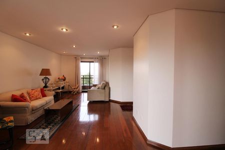 Apartamento à venda com 128m², 3 quartos e 2 vagasSala