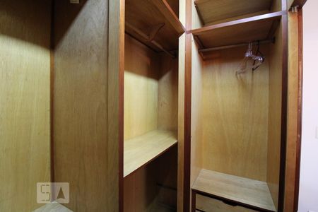 Apartamento à venda com 128m², 3 quartos e 2 vagasCloset