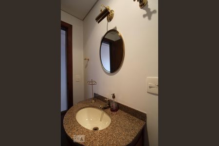 Apartamento à venda com 128m², 3 quartos e 2 vagasLavabo