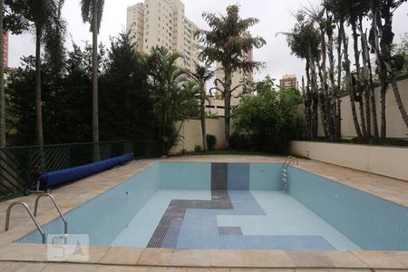 Apartamento à venda com 64m², 2 quartos e 1 vagaÁrea comum - Piscina