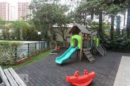 Apartamento à venda com 64m², 2 quartos e 1 vagaÁrea Comum - Playground