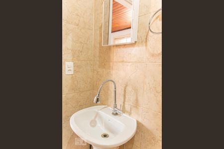 Casa para alugar com 50m², 1 quarto e sem vaga Casa para alugar com 50m², 1 quarto e sem vagaBanheiro