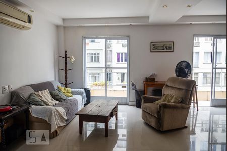 Sala de apartamento para alugar com 3 quartos, 160m² em Copacabana, Rio de Janeiro