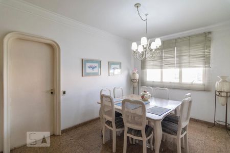 Apartamento à venda com 360m², 4 quartos e 4 vagasCopa