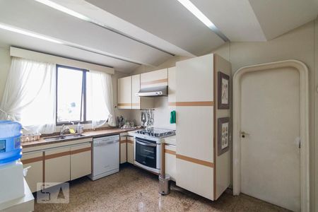 Apartamento à venda com 360m², 4 quartos e 4 vagasCozinha