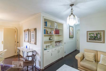 Apartamento à venda com 360m², 4 quartos e 4 vagasSala da Família