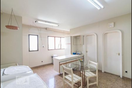 Apartamento à venda com 360m², 4 quartos e 4 vagasÁrea de Serviço