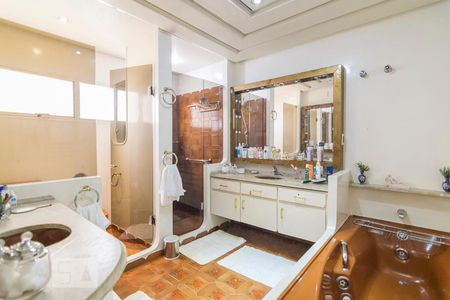 Apartamento à venda com 360m², 4 quartos e 4 vagasBanheiro da Suíte 1