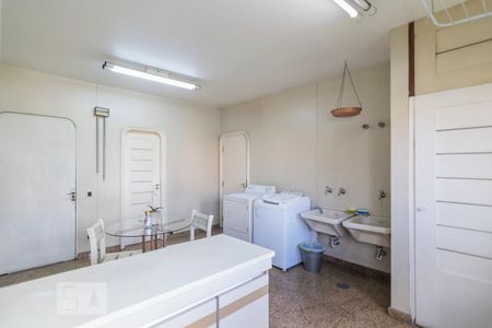 Apartamento à venda com 360m², 4 quartos e 4 vagasÁrea de Serviço
