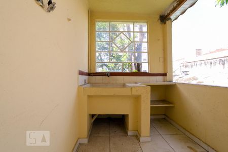 Casa à venda com 584m², 5 quartos e 3 vagas Casa à venda com 584m², 5 quartos e 3 vagasCasa 2 - Área de Serviço