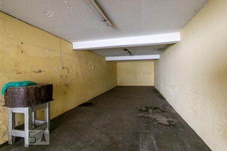 Casa à venda com 584m², 5 quartos e 3 vagas Casa à venda com 584m², 5 quartos e 3 vagasGaragem