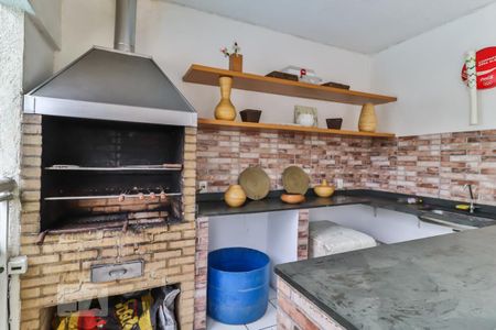 Apartamento à venda com 46m², 2 quartos e 1 vaga Apartamento à venda com 46m², 2 quartos e 1 vagaÁrea comum - Churrasqueira