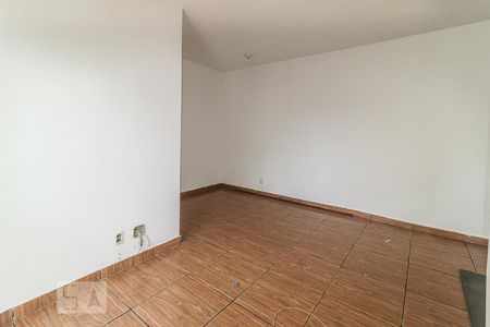 Sala de apartamento para alugar com 2 quartos, 45m² em Tanque, Rio de Janeiro