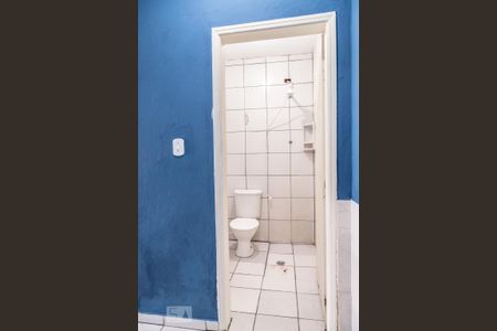 Banheiro de casa para alugar com 1 quarto, 40m² em Jardim Belém, São Paulo