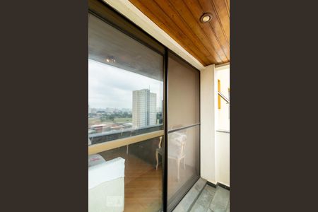 Apartamento à venda com 60m², 2 quartos e 1 vagaSacada da Sala