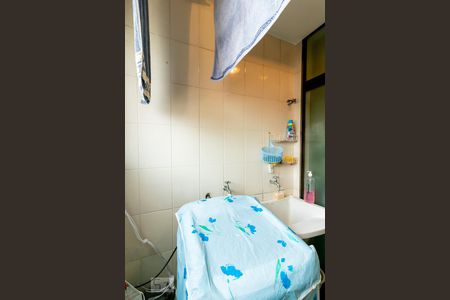 Apartamento à venda com 60m², 2 quartos e 1 vagaÁrea de Serviço