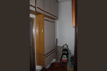 Dormitório de Serviço de apartamento à venda com 3 quartos, 163m² em Higienópolis, São Paulo