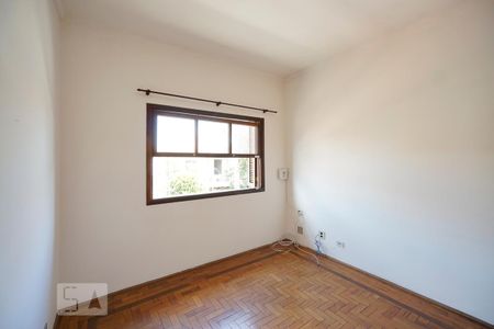 Casa para alugar com 225m², 4 quartos e 2 vagas Casa para alugar com 225m², 4 quartos e 2 vagasQuarto 04