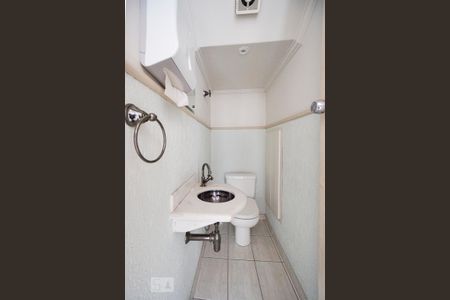 Lavabo de casa para alugar com 4 quartos, 225m² em Mooca, São Paulo