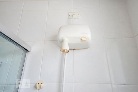 Casa para alugar com 225m², 4 quartos e 2 vagas Casa para alugar com 225m², 4 quartos e 2 vagasDetalhe banheiro social 02