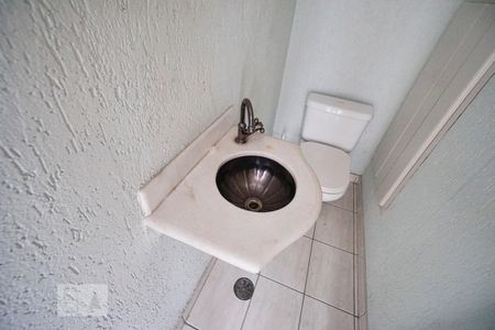 Detalhe lavabo de casa para alugar com 4 quartos, 225m² em Mooca, São Paulo