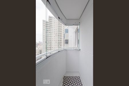 Apartamento para alugar com 60m², 2 quartos e 1 vagaVaranda