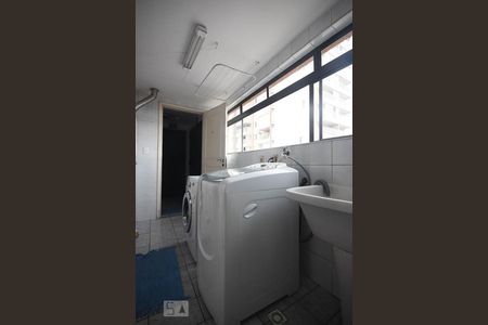 Apartamento à venda com 142m², 4 quartos e 4 vagasÁrea de Serviço