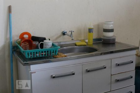 Casa à venda com 670m², 3 quartos e 8 vagasCozinha 2