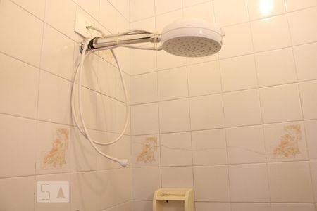 Casa à venda com 670m², 3 quartos e 8 vagasBanheiro 4