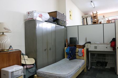 Casa à venda com 670m², 3 quartos e 8 vagasQuarto 6