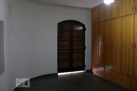 Casa à venda com 670m², 3 quartos e 8 vagasQuarto 3