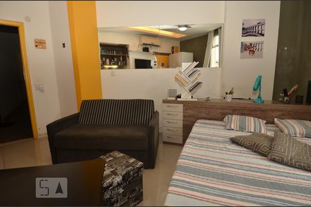 Quarto de kitnet/studio para alugar com 1 quarto, 25m² em Centro, Rio de Janeiro
