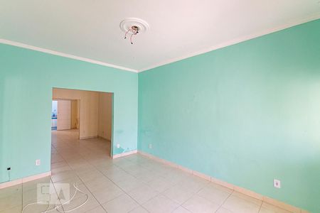 Sala de casa à venda com 3 quartos, 100m² em Santa Rosa, Niterói