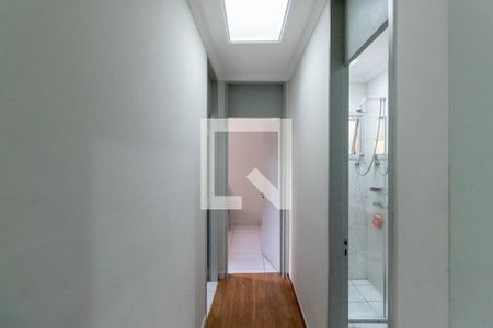 Corredor de apartamento à venda com 2 quartos, 50m² em Vila Ré, São Paulo