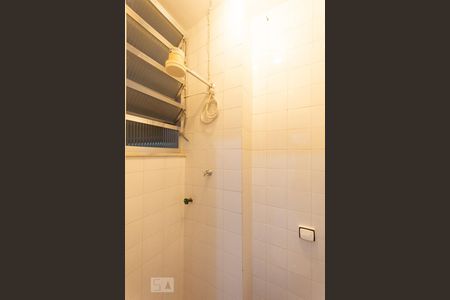 Apartamento à venda com 110m², 2 quartos e 1 vagaBanheiro de Serviço