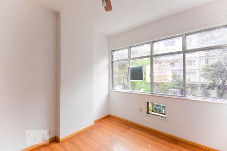 Apartamento à venda com 110m², 2 quartos e 1 vagaQuarto 1