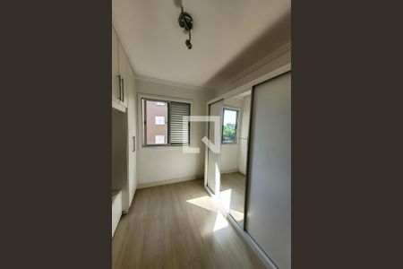Suíte de apartamento à venda com 2 quartos, 60m² em Jardim Patente Novo, São Paulo