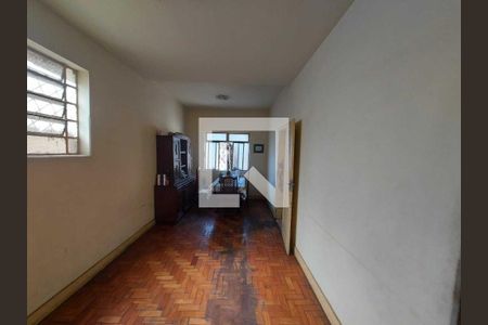 Casa à venda com 4 quartos, 300m² em Barroca, Belo Horizonte