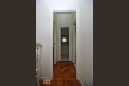 Apartamento para alugar com 92m², 2 quartos e 1 vagaCorredor