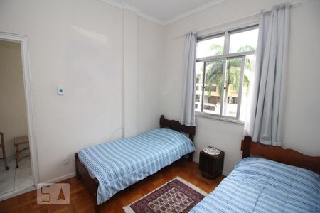 Quarto 1 de apartamento para alugar com 2 quartos, 92m² em Catete, Rio de Janeiro