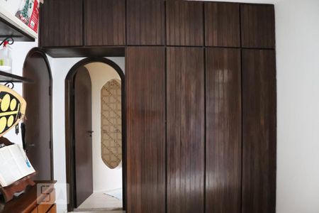 Casa à venda com 420m², 3 quartos e 6 vagasQuarto Suíte 1