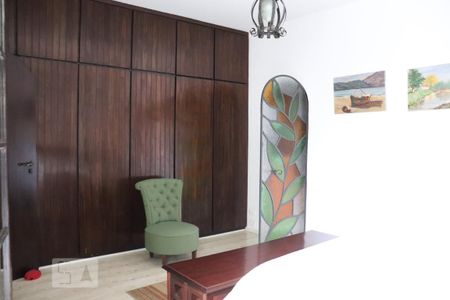 Casa à venda com 420m², 3 quartos e 6 vagasQuarto Suíte 3