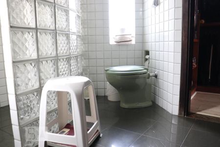 Casa à venda com 420m², 3 quartos e 6 vagasBanheiro da Suíte 3